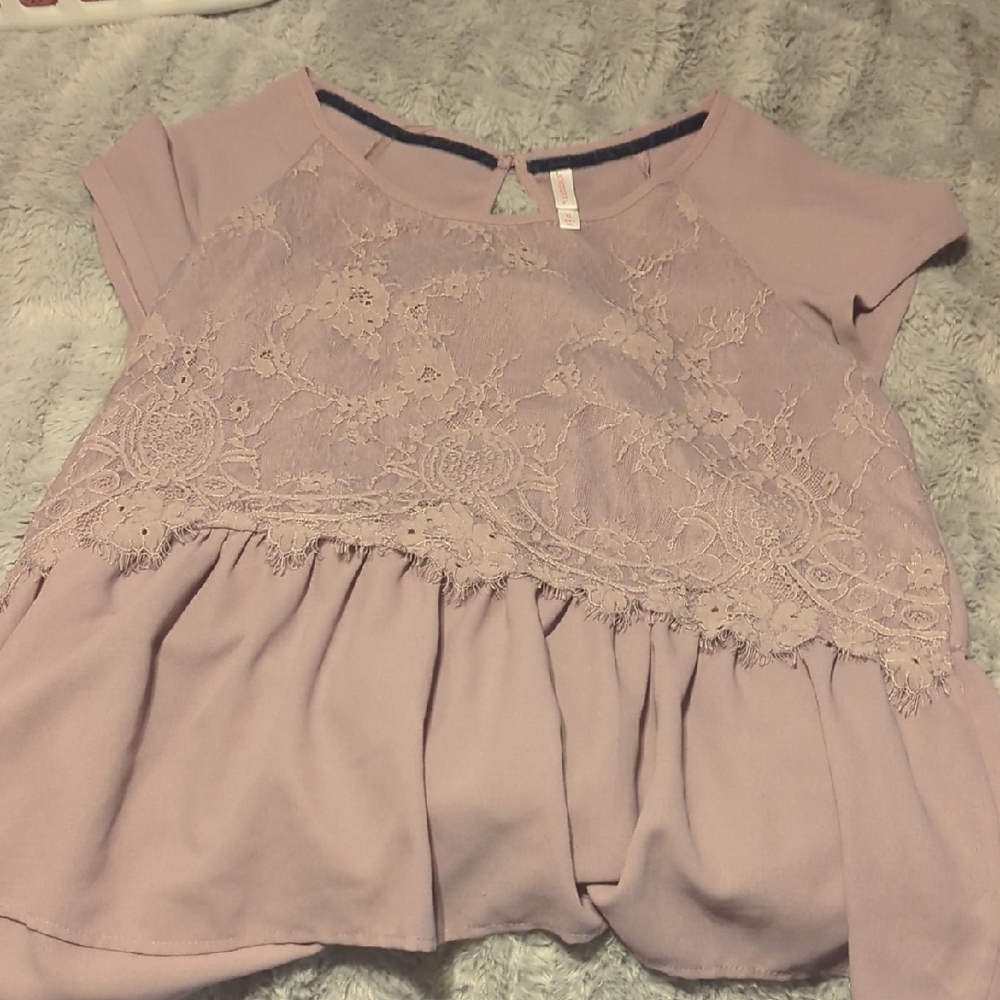 Xhilaration Lavender Lace Blouse